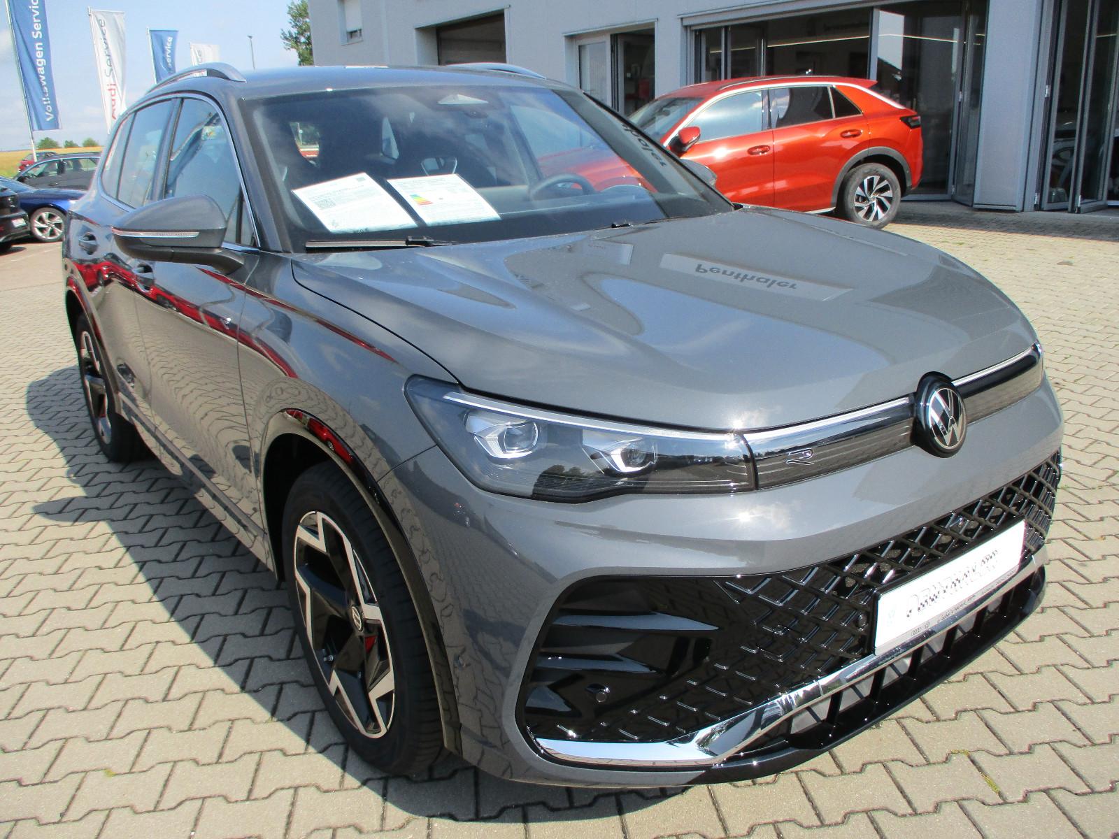 Volkswagen Tiguan 1.5 eTSI R-Line AHK, MATRIX, HEAD-UP, ACC