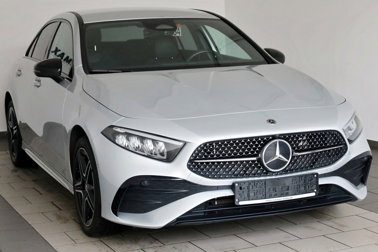Fahrzeugabbildung Mercedes-Benz A 250 e lim. AMG Line,T.Leder,Navi,LED,ACC,Night
