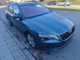 Skoda Superb 1.6 TDI DSG Ambition Combi Ambition VAT - Skoda Superb: 1.6