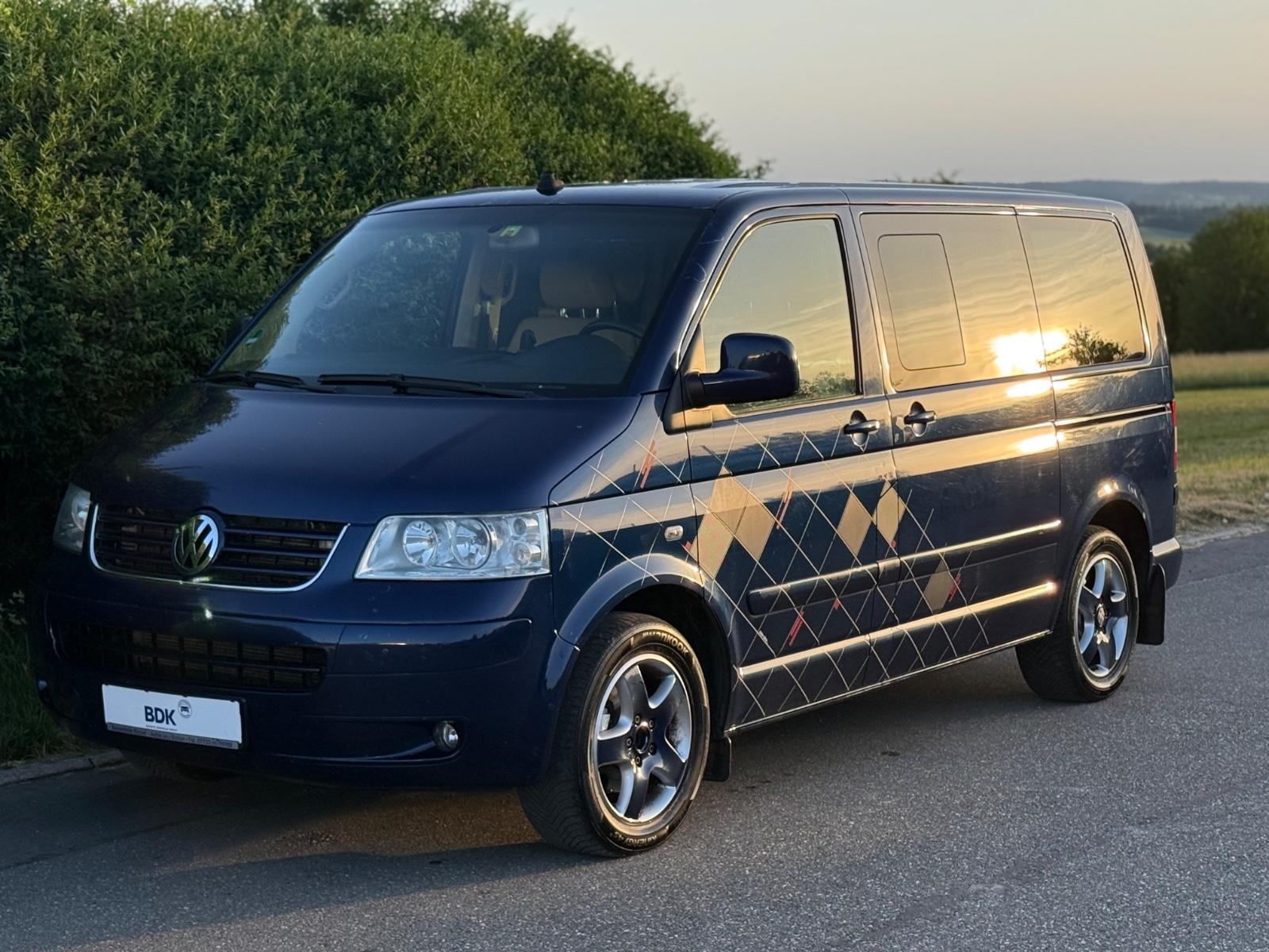 Volkswagen T5 Transporter Bus Multivan Highline