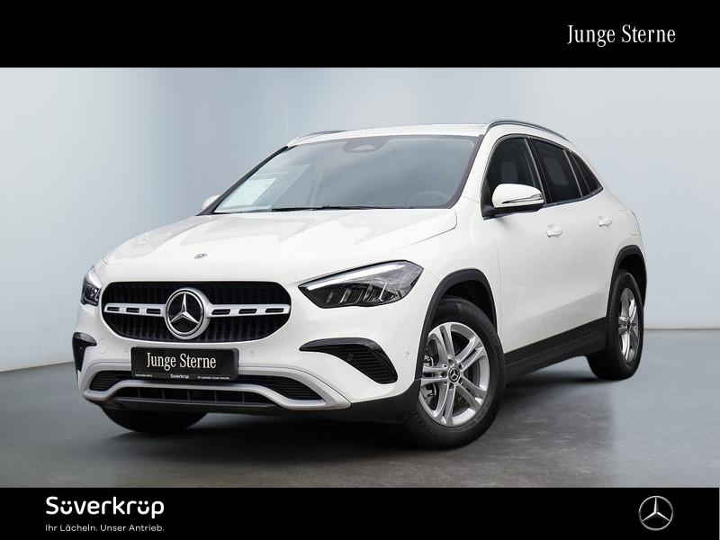 Mercedes-Benz GLA 220 4M // KAMERA SPUR PDC SHZ