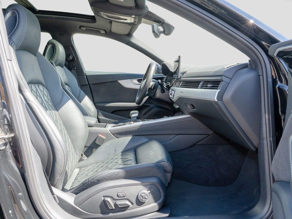 Audi S4 Avant 3.0 TDI competition + Matrix Panorama foto 12