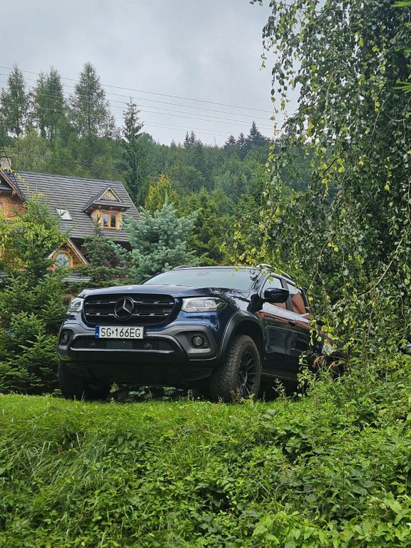Mercedes-Benz X 250