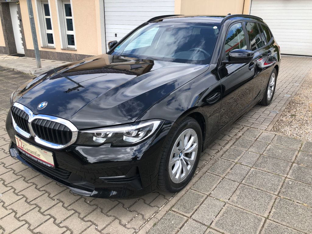 2022 BMW 318