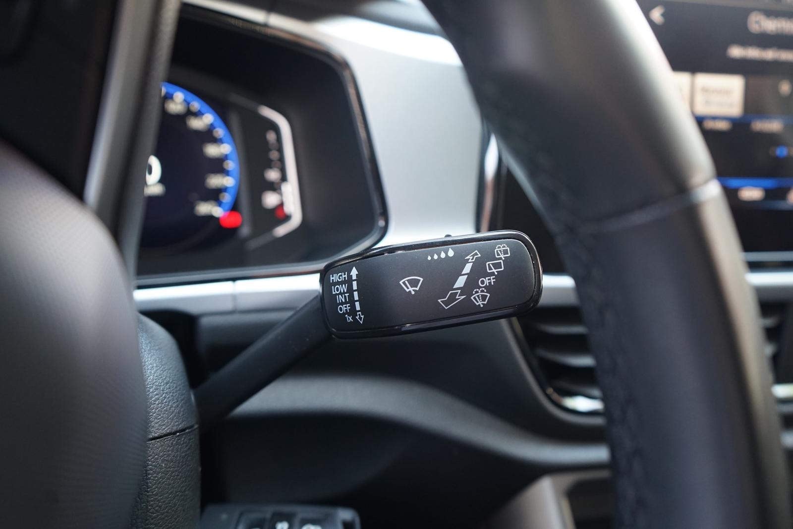 Volkswagen T-Roc 1.5 TSI DSG Life LED Android Apple AHK PDC, миниатюра 24