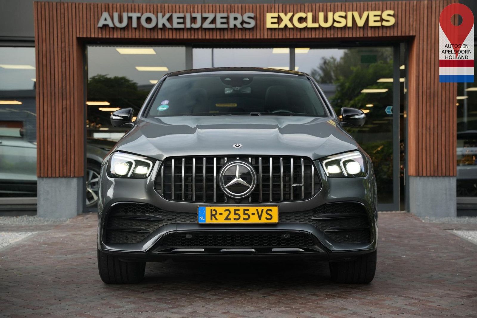 Mercedes-Benz GLE 53 AMG Coupé 4MATIC+ Ultimate imagem 3