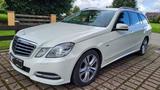 Mercedes-Benz Mercedes E200 CDI Kombi Avantgarde W212 - Mercedes-Benz E 200 in Braunschweig