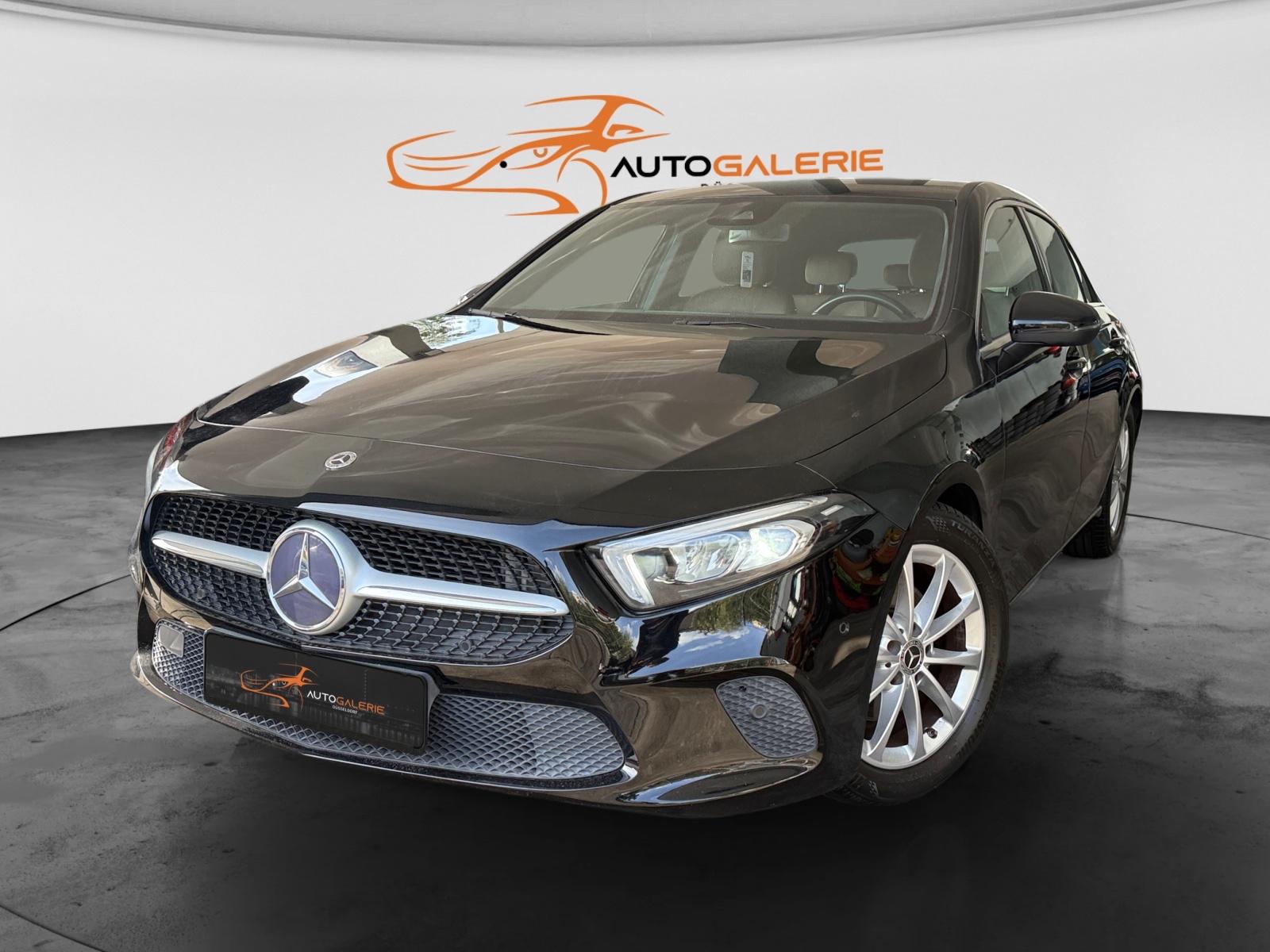 Mercedes-Benz A 200 7G-DCT*NAVI*LED*LEDER*KAMERA*GARANTIE*