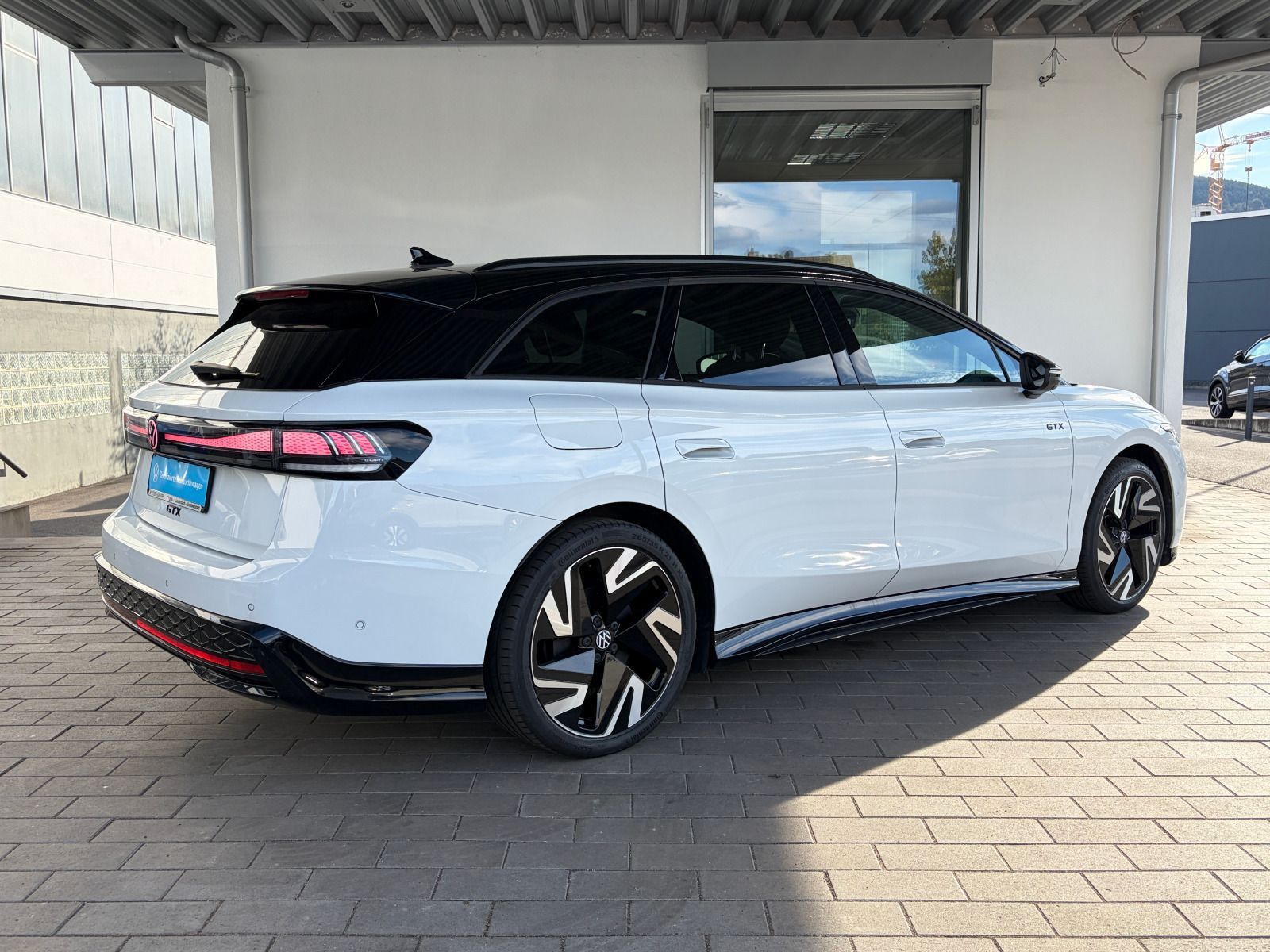 Volkswagen ID.7 Tourer GTX 4M PANO AHK 360° HK MATRIX foto 5