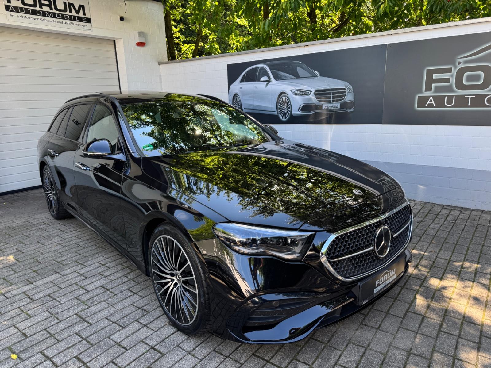 Mercedes-Benz E 450 4M AMG Line Premium Plus Pano Superscreen