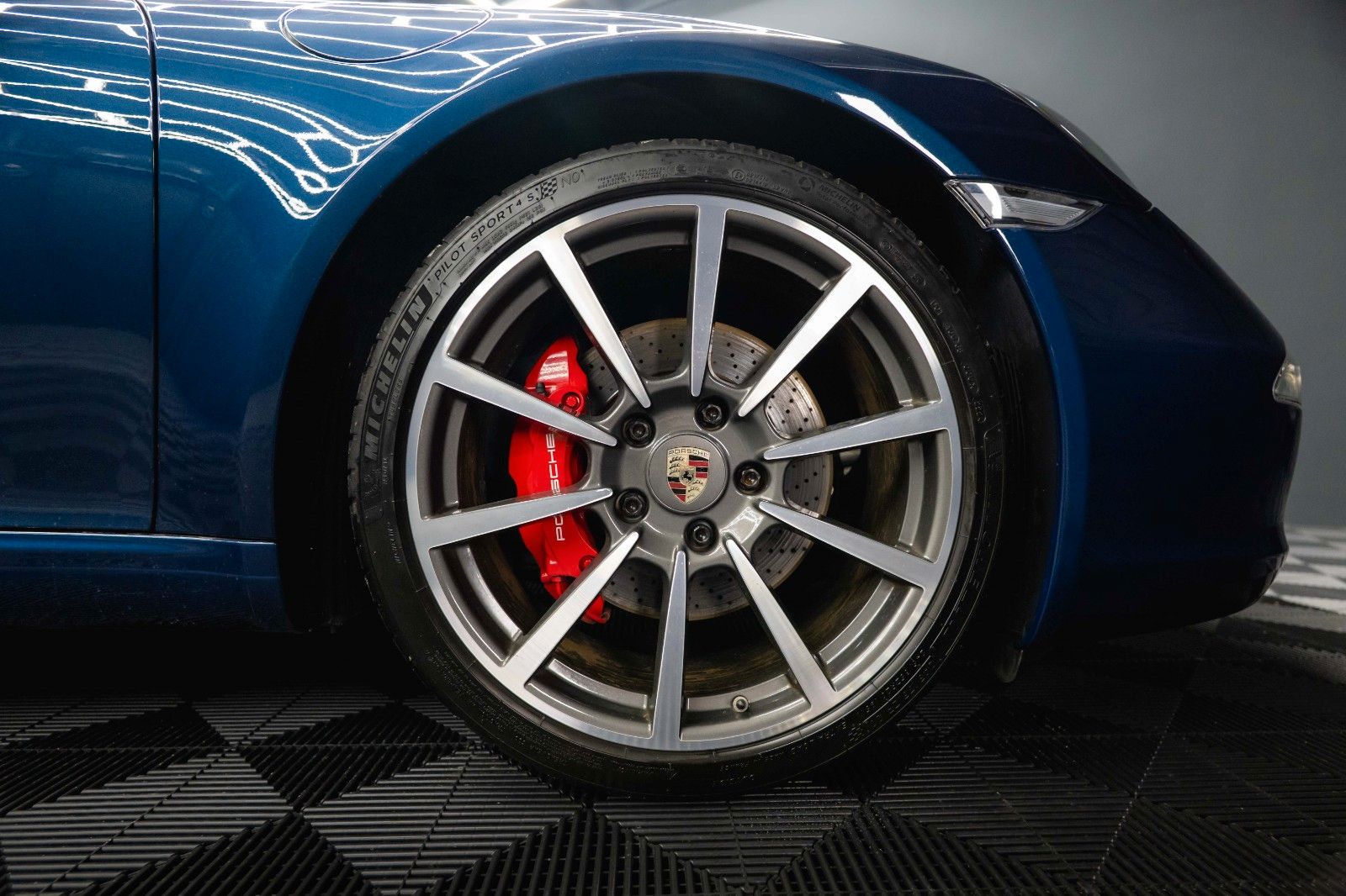 Fahrzeugabbildung Porsche 991 911 Carrera S Cabriolet SportChrono Garantie