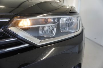 Volkswagen Passat Variant - 9