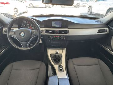 BMW 320 - 9