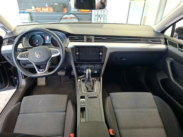 Volkswagen Passat Variant - Bild 4