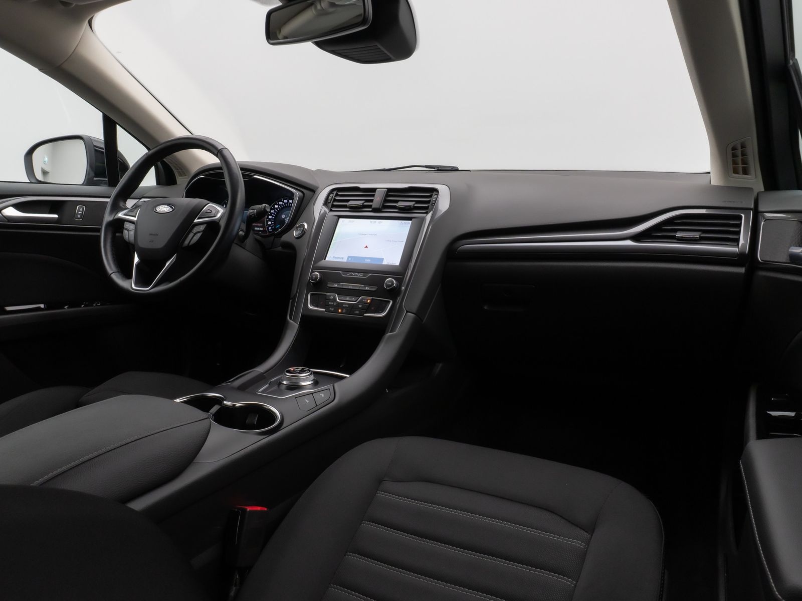 Fahrzeugabbildung Ford Mondeo Turnier Titanium Kamera SYNC StzhzgV/H
