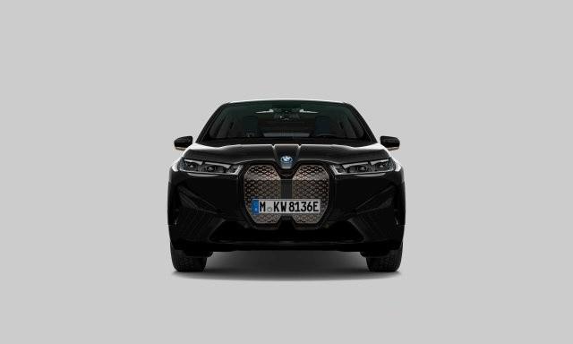 BMW iX xDrive40 M Sport PANO-SKY*AHK*Laser*H&K*360°