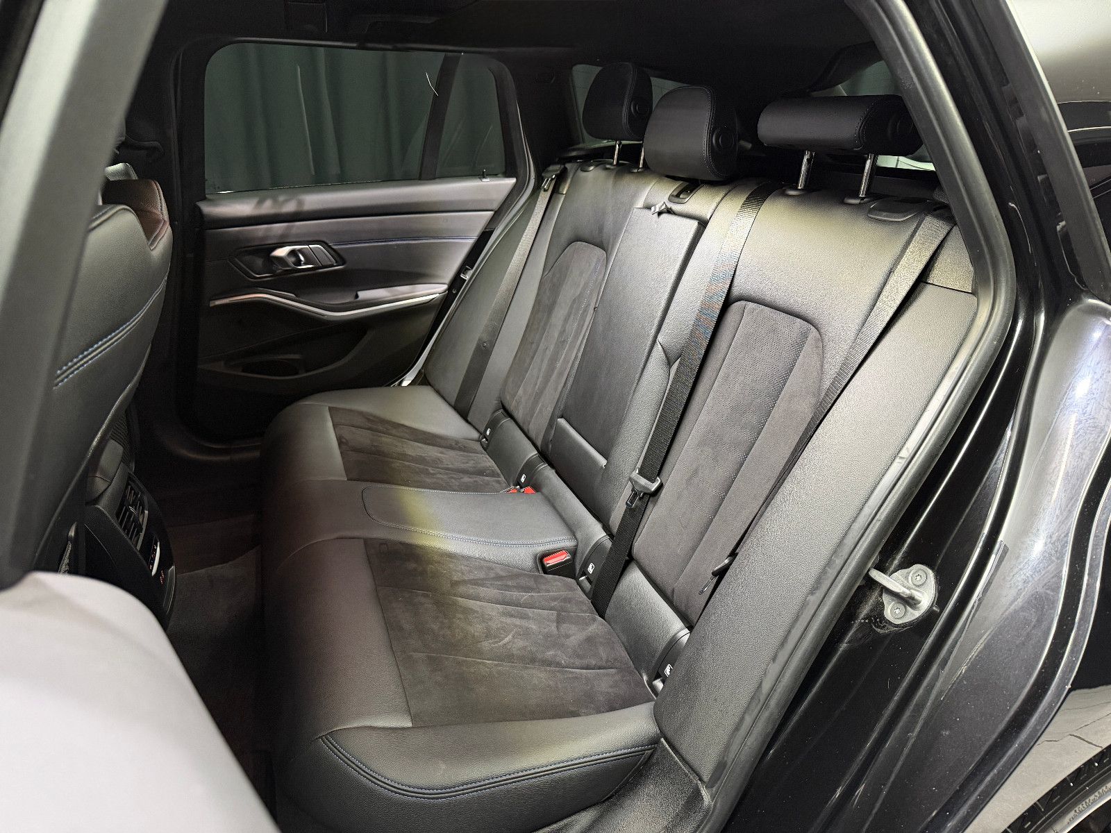 Fahrzeugabbildung BMW M340 i xDrive Touring |FACELIFT|HIFI|AHK|
