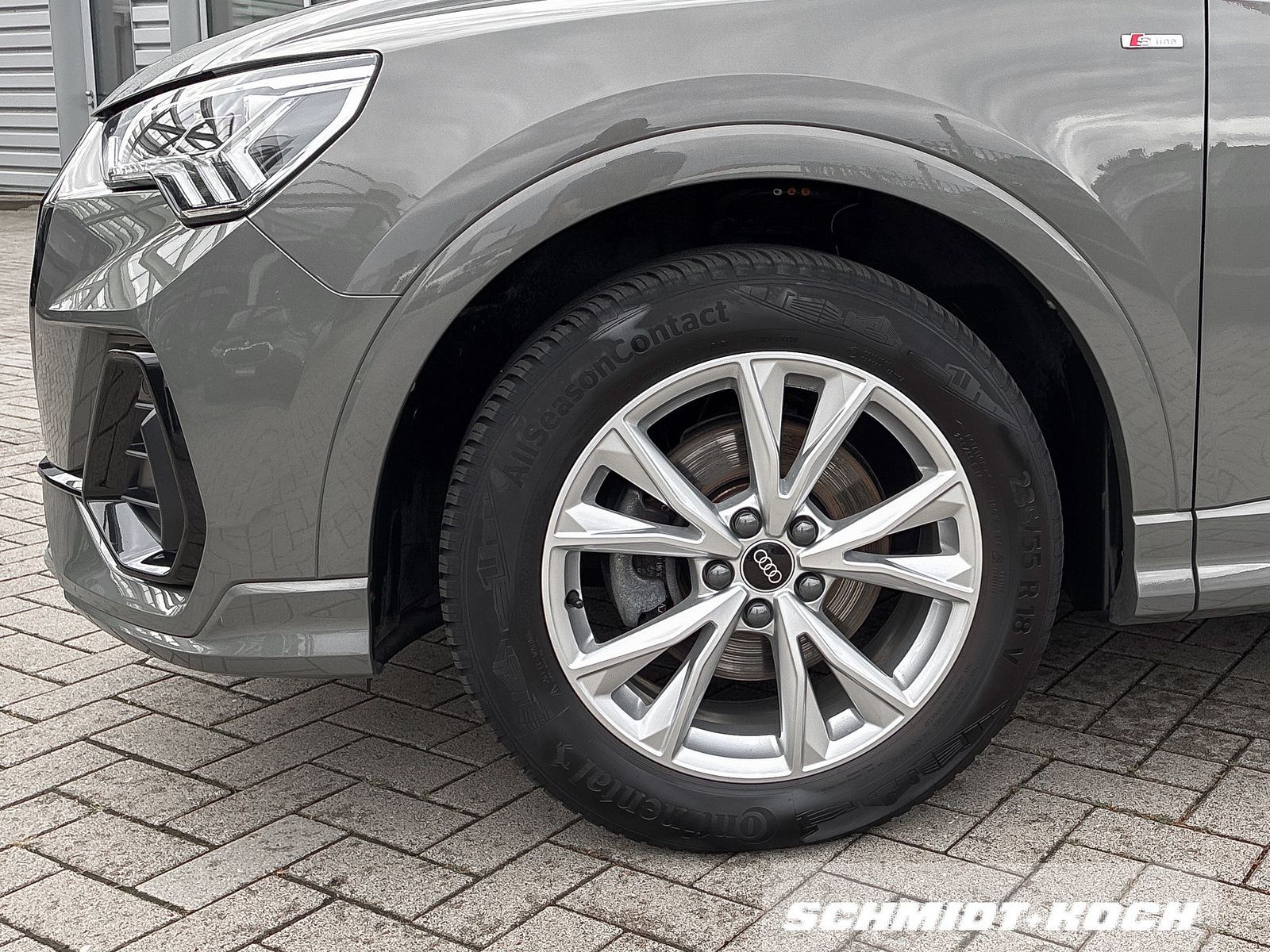 Audi Q3 SUV 35 TFSI S-TRONIC S LINE AHK NAVI LED foto 7