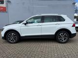 Volkswagen Tiguan Sound *Automatik*LED*ACC* - Volkswagen Tiguan SOUND mit Diesel-Antrieb