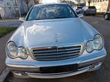 Mercedes-Benz C 200 CDI CLASSIC - Mercedes-Benz C-Class aus 2004