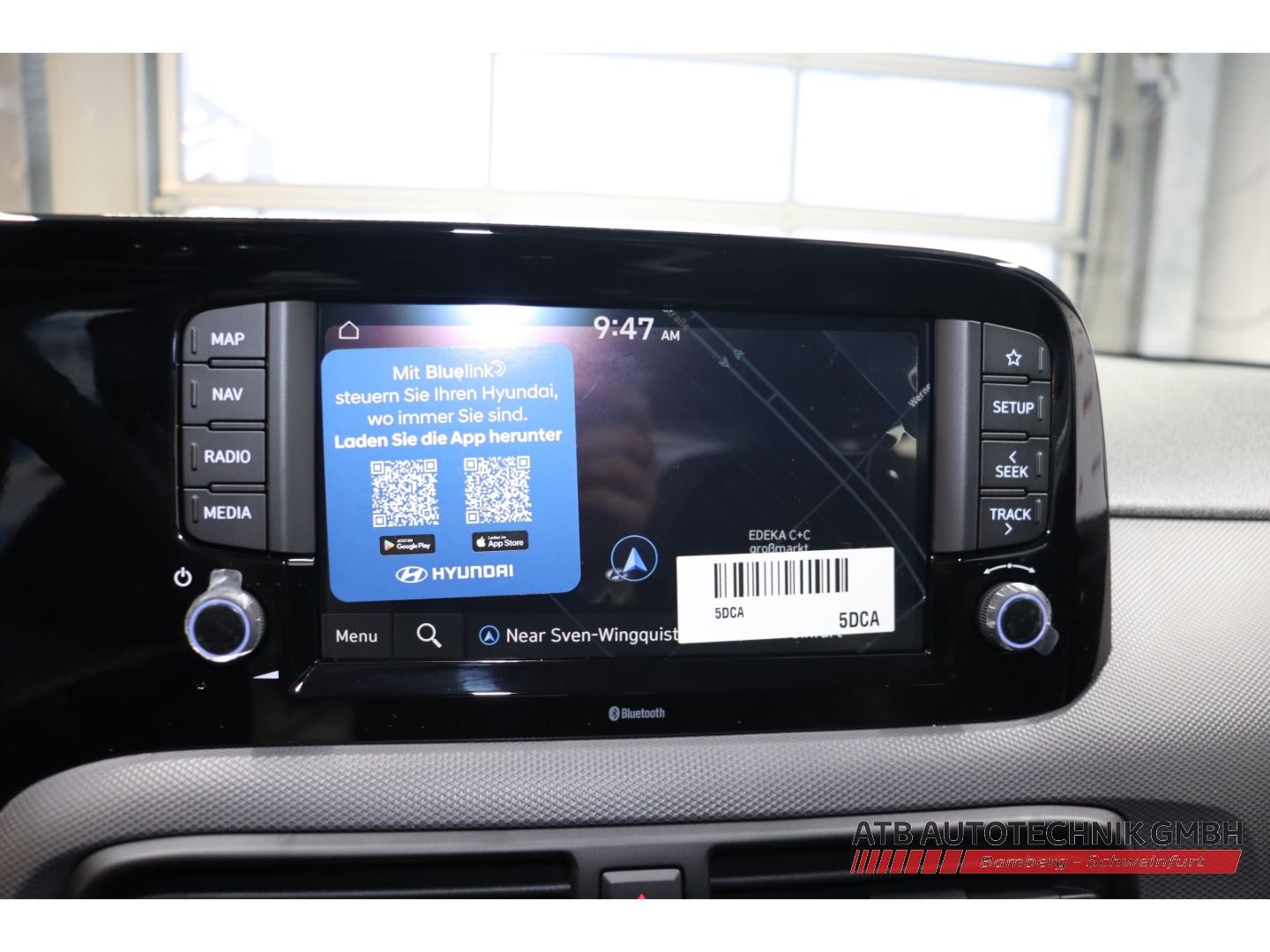 Fahrzeugabbildung Hyundai i10 Select MY25 1.0 Benzin 63 PS 5-MT 2WD Navi A