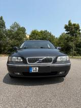 Volvo V70 T5 -2,3 - Volvo aus 2001