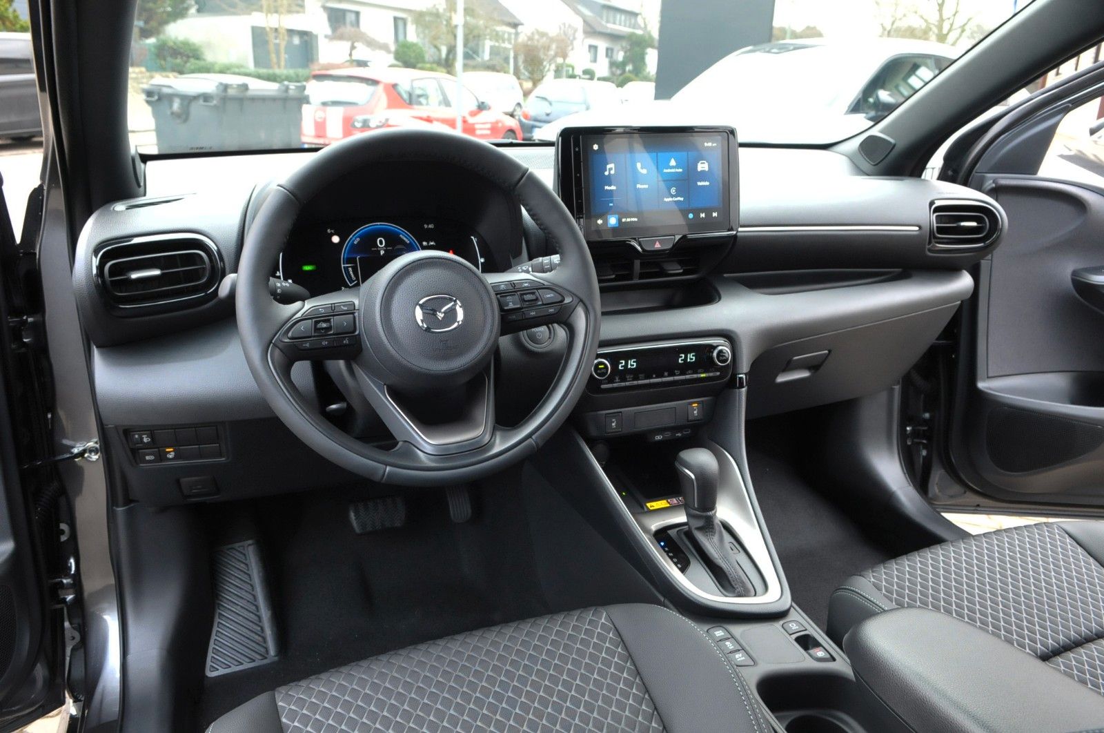Mazda 2 Hybrid - Bild 24