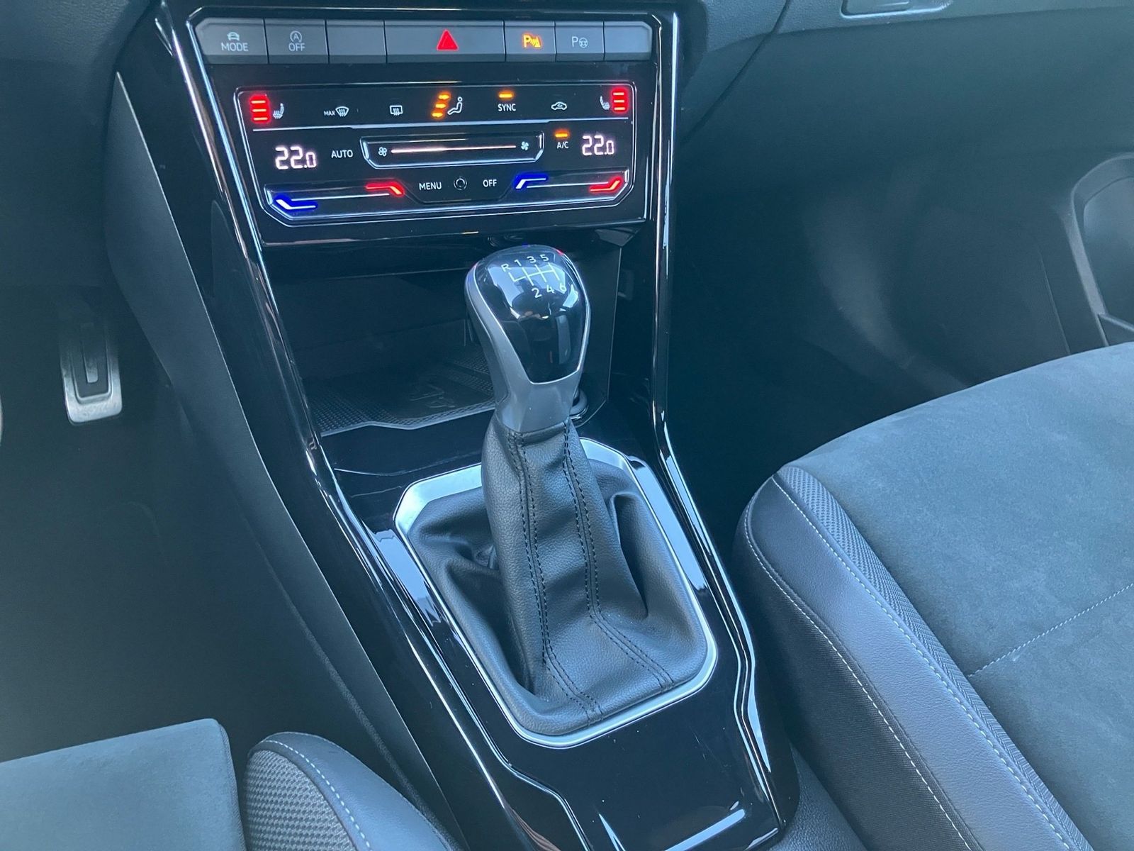 Volkswagen T-Roc - Bild 14