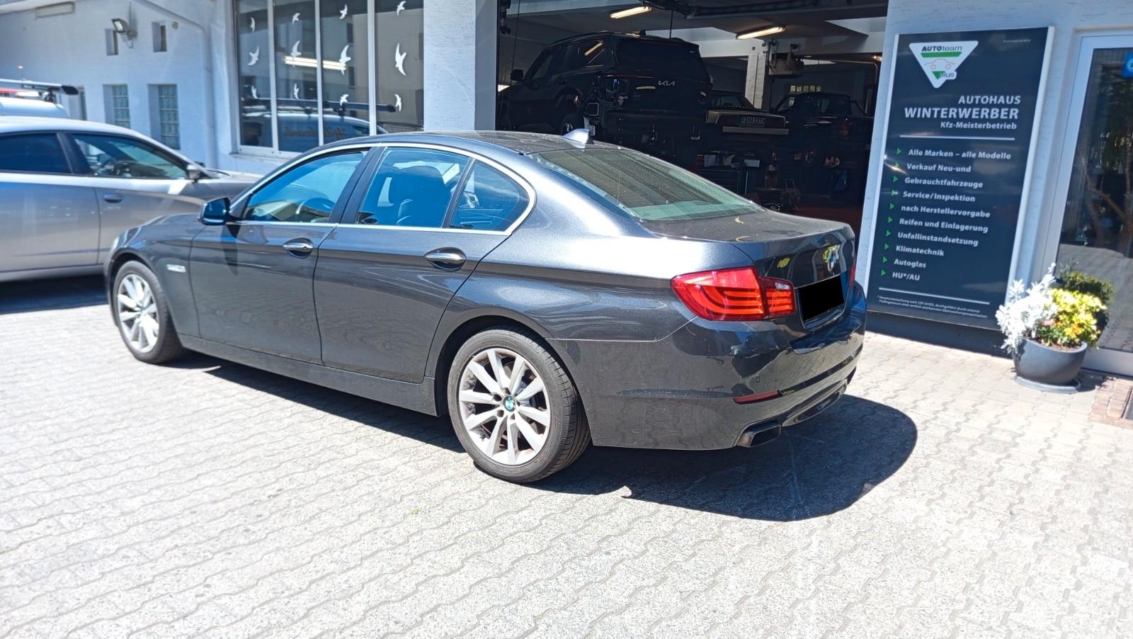 BMW 550 i xDrive Limousine NAVI*SCHIEBEDACH*STANDHZG