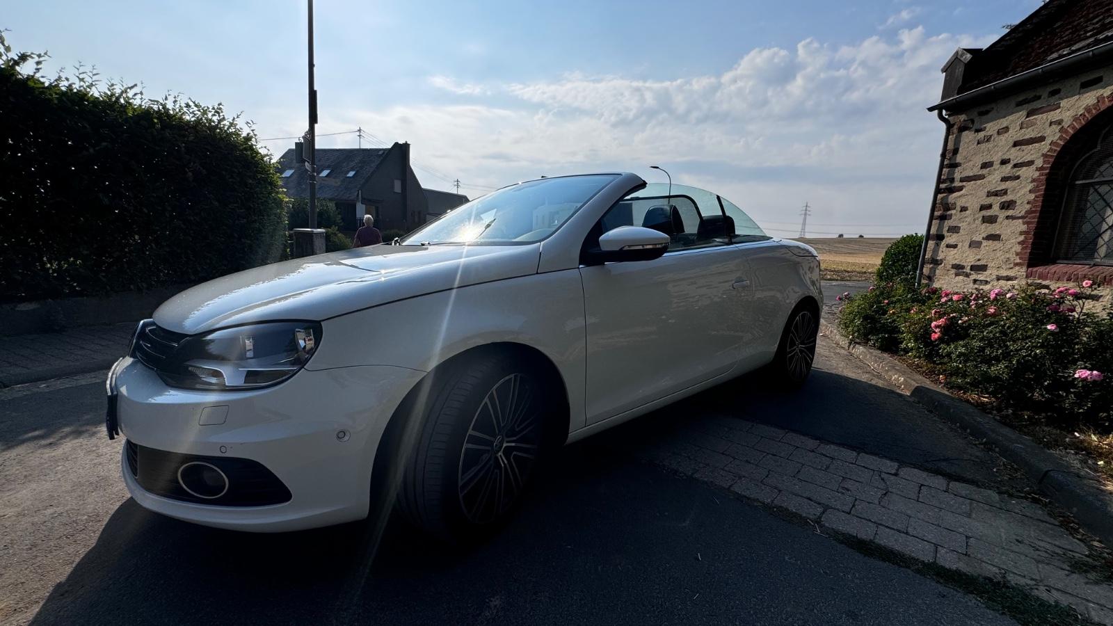 Volkswagen Eos 2,0TExclusive a1,Hd.Voll!Scheckh.PANO+CA FP!