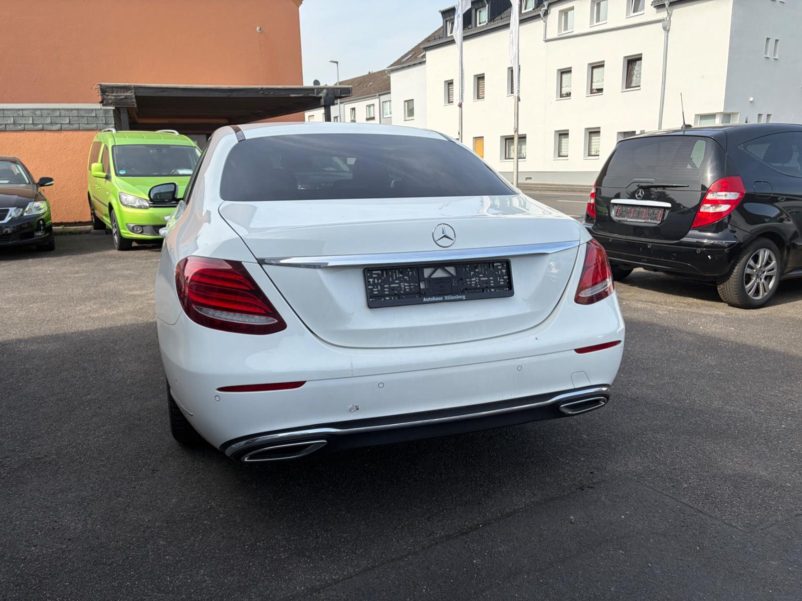 Mercedes-Benz E 220 d Lim.*Leder beige*Widescreen Tacho*Ambien