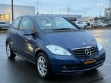 Mercedes-Benz A 160 ,Rentnerfahrzeug, Scheckheft - Mercedes-Benz A 160 in Düsseldorf