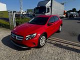 Mercedes-Benz GLA 180 EURO6 KLIMA 1-HAND - Mercedes-Benz: Rot, 180