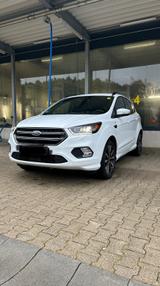 Ford Kuga *ST-Line*Klima*Leder*Bi-Xenon* - Ford Kuga von privat