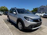 Dacia Sandero 1,6 Stepway Sportsitze Sport Lenkrad - Dacia: Sport