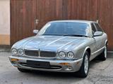 Jaguar XJ8 4.0 V8 Sovereign/2.Hand/Memory/Klima - Jaguar XJ8: Sovereign
