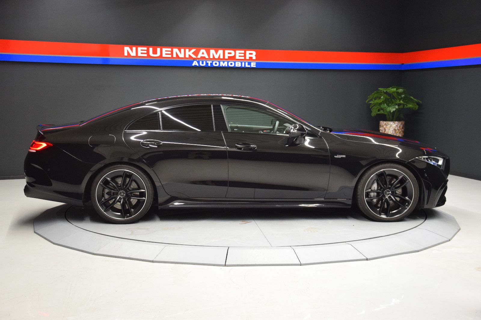 Fahrzeugabbildung Mercedes-Benz CLS 53 AMG 4Matic s.AGA 360°Luftfahr Memory STHZ