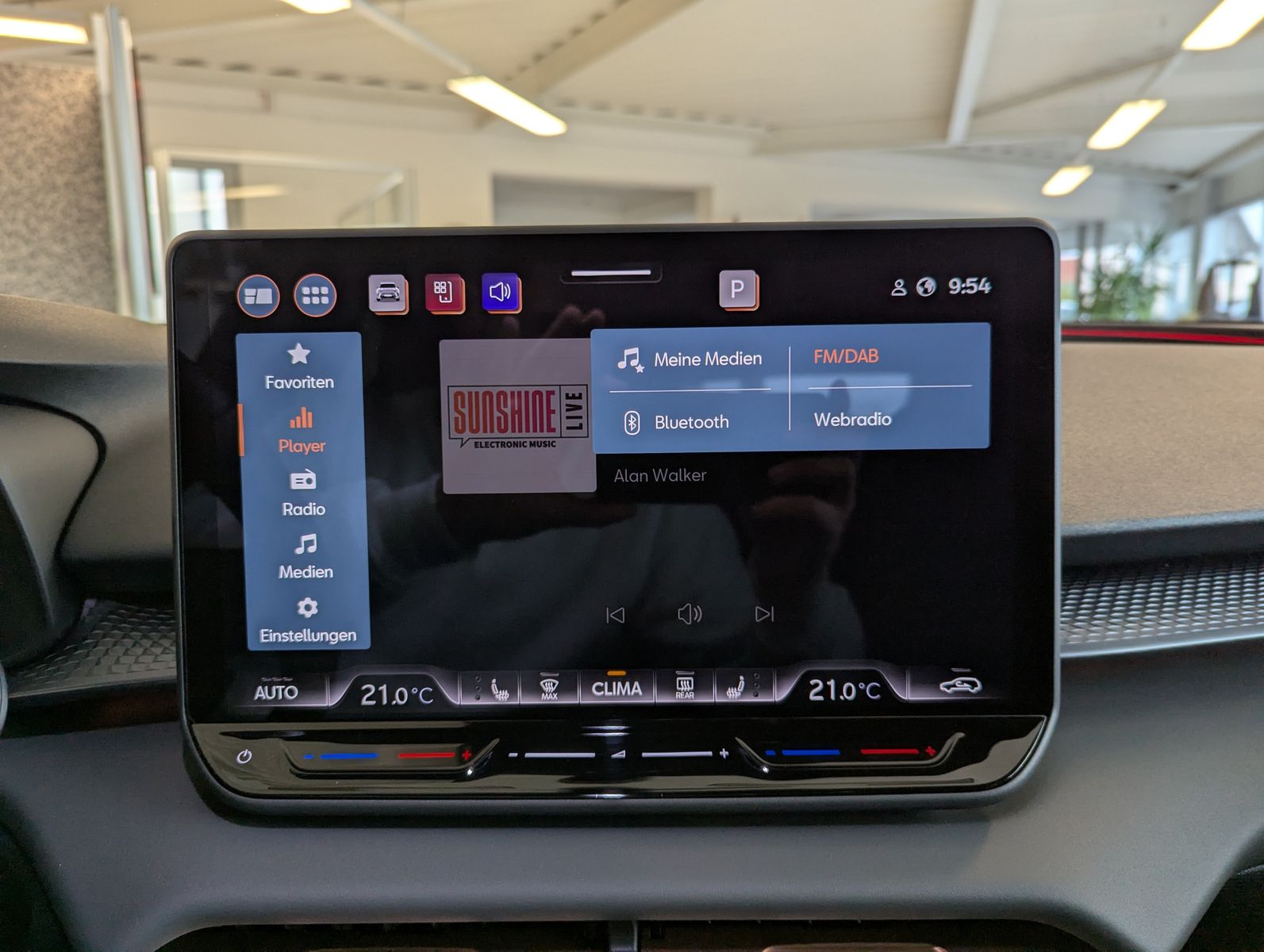 CUPRA Terramar 1.5 eTSI Sennheiser Edge-Paket HUD 19" - Image 37