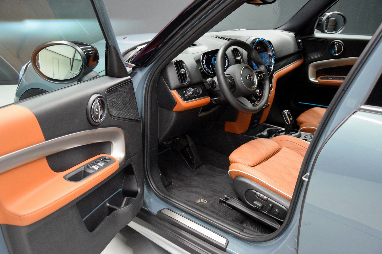 Fahrzeugabbildung MINI Cooper Countryman Yours Trim Pano Leder-braun