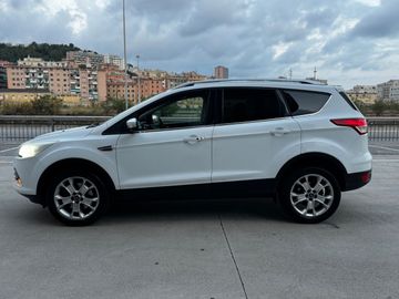 Ford Kuga - 4