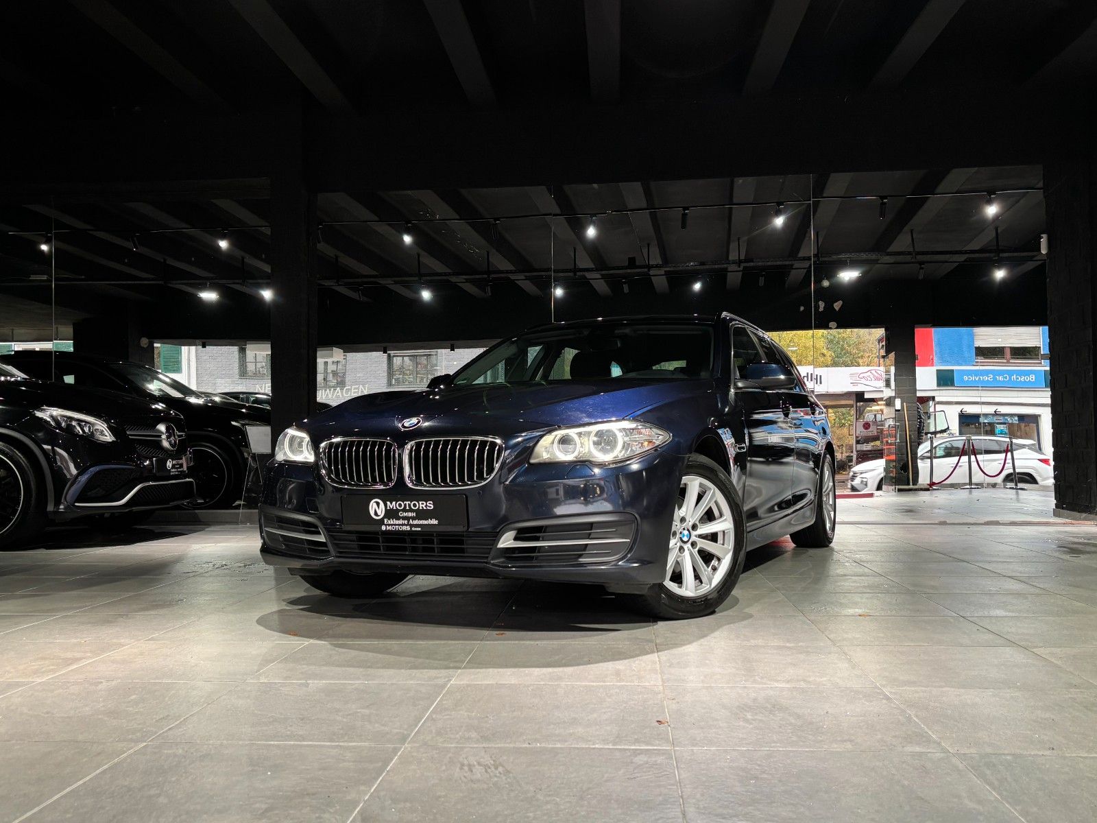 Fahrzeugabbildung BMW 520d xDrive *Automatik*Kamera*SHZ*Navi*Klima