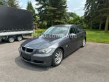 BMW 318i e90*3.Hand*NUR BIS MORGEN*SHZ*TÜV2026*AHK - BMW 318 aus 2006: 318i