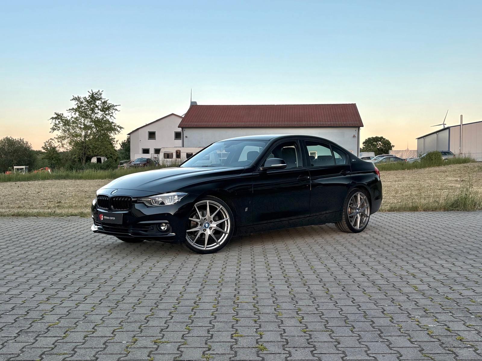 BMW 330 e iPerformance -Led-Navi-Kamera-Harman-Stzh