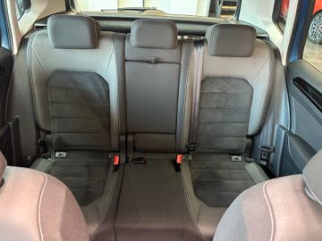 MYAUTOCENTER – Gebraucht- und Jahreswagen mit Werkstattservice in Pfaffenhofen Volkswagen Golf *1-HAND*TÜV:228*PANO*AHK*TEMPO*NAVI*PDC*