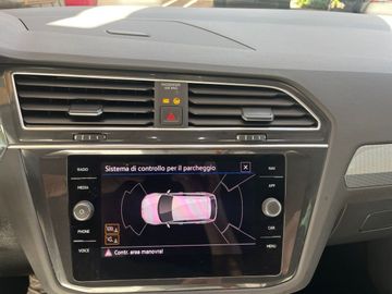 Volkswagen Tiguan - 12