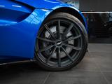 Aston Martin V8 Vantage 4.0 V8 - Aston Martin V8 Vantage: Coupe
