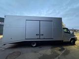 Iveco Daily enclosed car transporter - Bis 7,5t Transporter