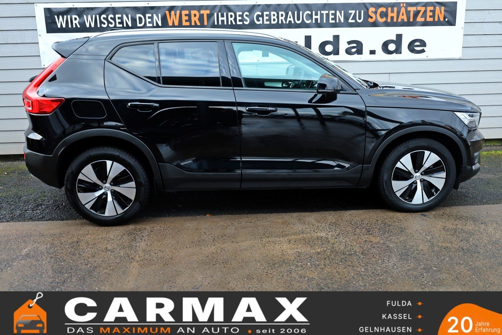 Fahrzeugabbildung Volvo XC40 Momentum Pro,Navi,LED,SH,Kamera,H&K,Carplay