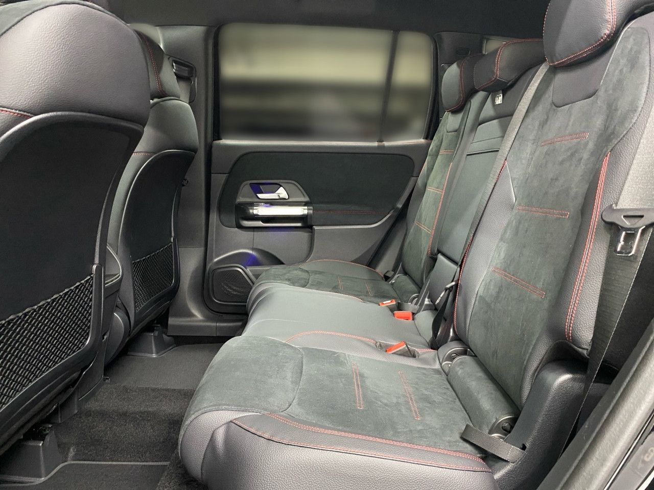 Mercedes-Benz GLB 220 d 4Matic AMG+360°+AHK+HANDS-FREE+DISTR foto 12