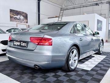 Audi A8 - 4